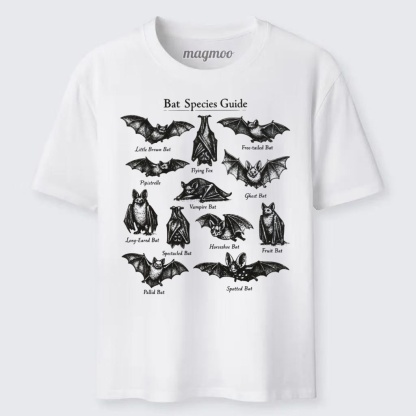 Magmoo Vintage Bat Classic T-shirt