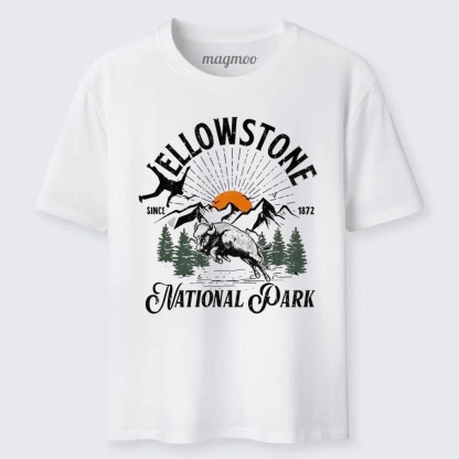 Magmoo Bison Yellowstone National Park Classic T-shirt