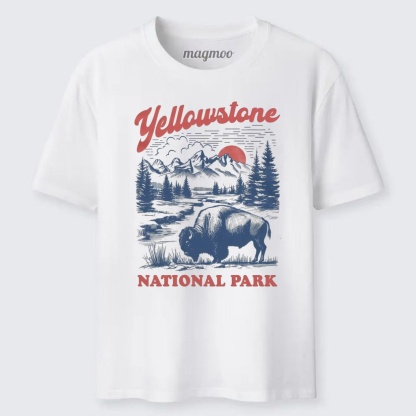 Magmoo Yellowstone National Park Nature Classic T-shirt