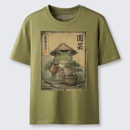 Magmoo Bonsai Frog Classic T-shirt