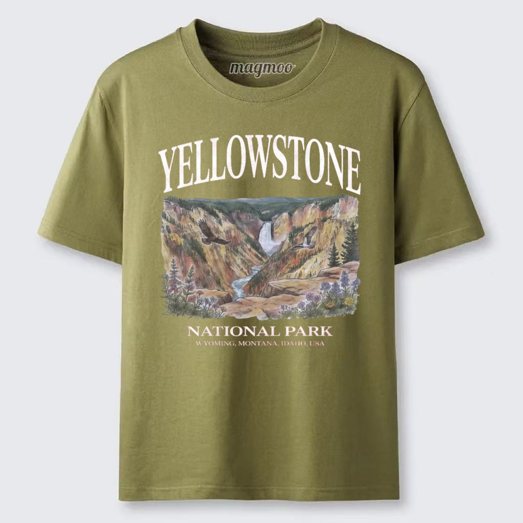 Magmoo Yellowstone National Park Vintage 90s Graphic Classic T-shirt