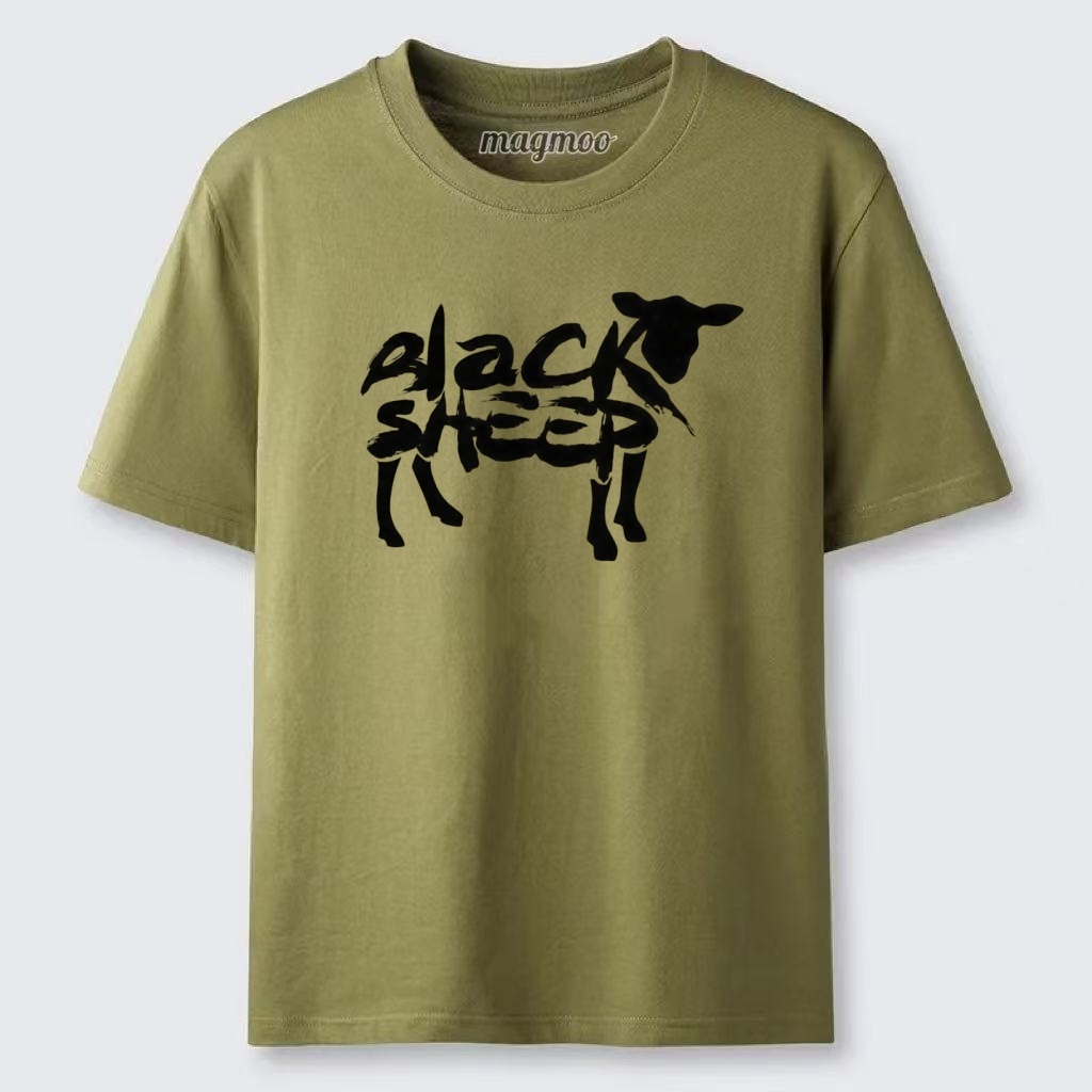 Magmoo Black Cat Claw Classic T-shirt