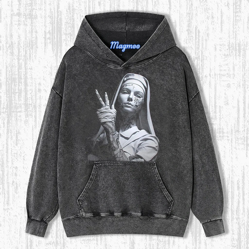 NUNS T-SHIRT-Magmoo