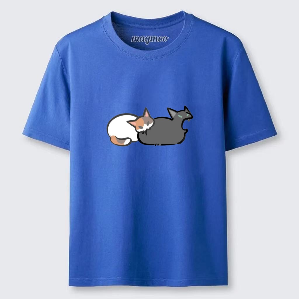 Magmoo Cat Cuddle T-shirt