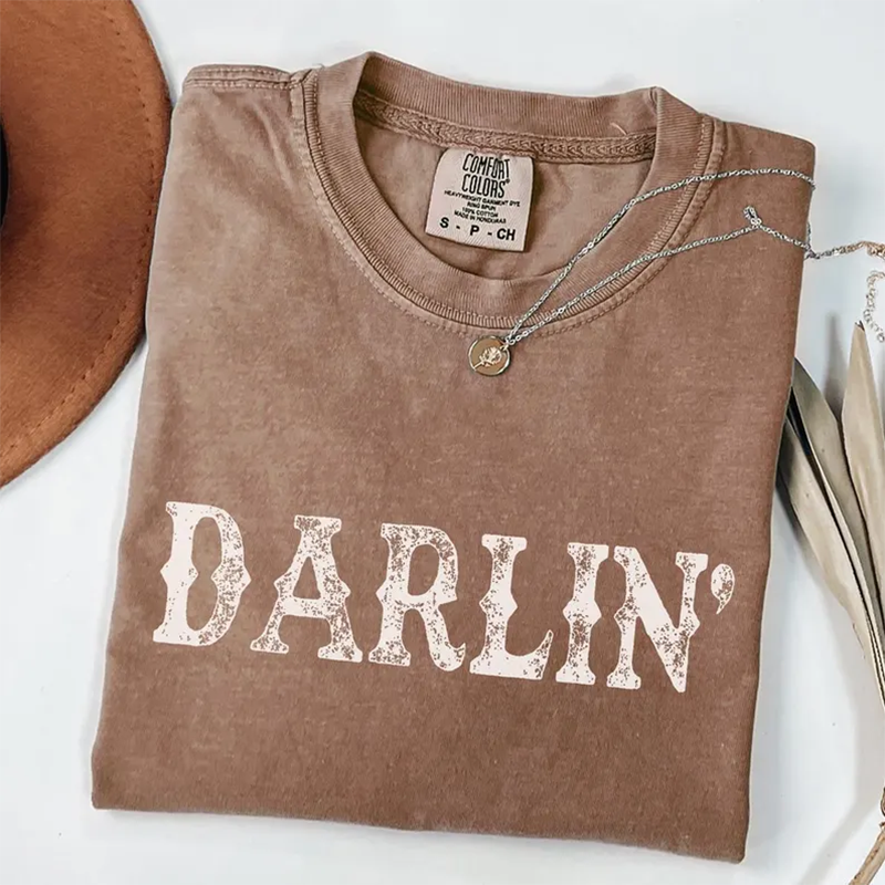 Darlin’ Comfort Colors T-shirt-Magmoo