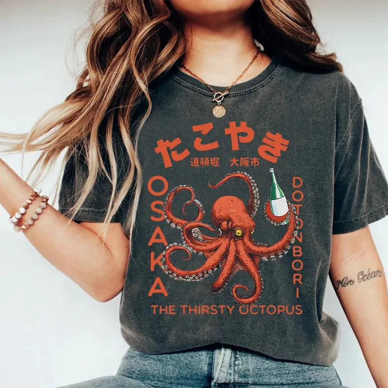 Magmoo Octopus Drinks Soju Washed T-Shirt