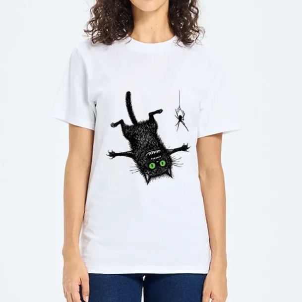 Magmoo Scared Cat Vs Spider Prank Classic T-Shirt