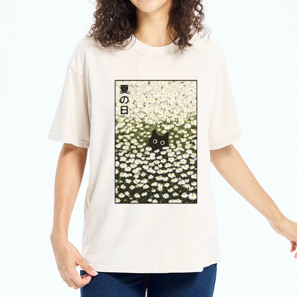 Magmoo Summer Day Daisies Black Cat Washed T-Shirt