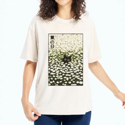 Magmoo Summer Day Daisies Black Cat Washed T-Shirt