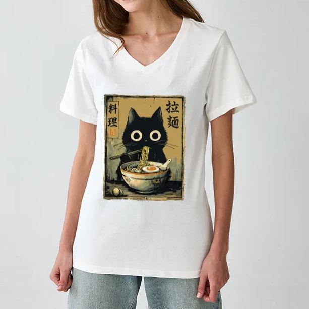 Magmoo Cute Black Cat Eating Ramen Japan V-Neck Classic T-Shirt