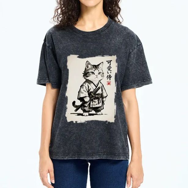 Magmoo Japanese Samurai Cat Illustration Washed T-Shirt