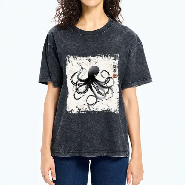 Magmoo Octopus: Dance of the Deep Washed T-Shirt
