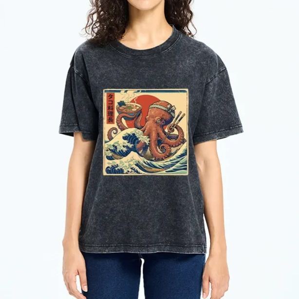 Magmoo Ukiyo-E Octopus Ramen Master Washed T-Shirt