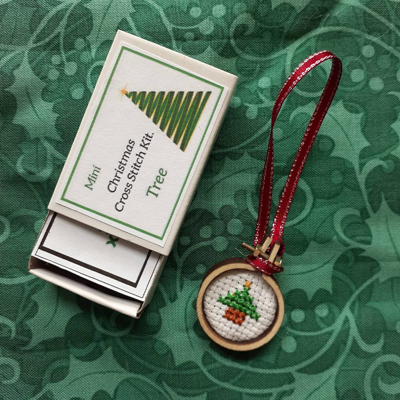 Mini Christmas Cross Stitch Kit