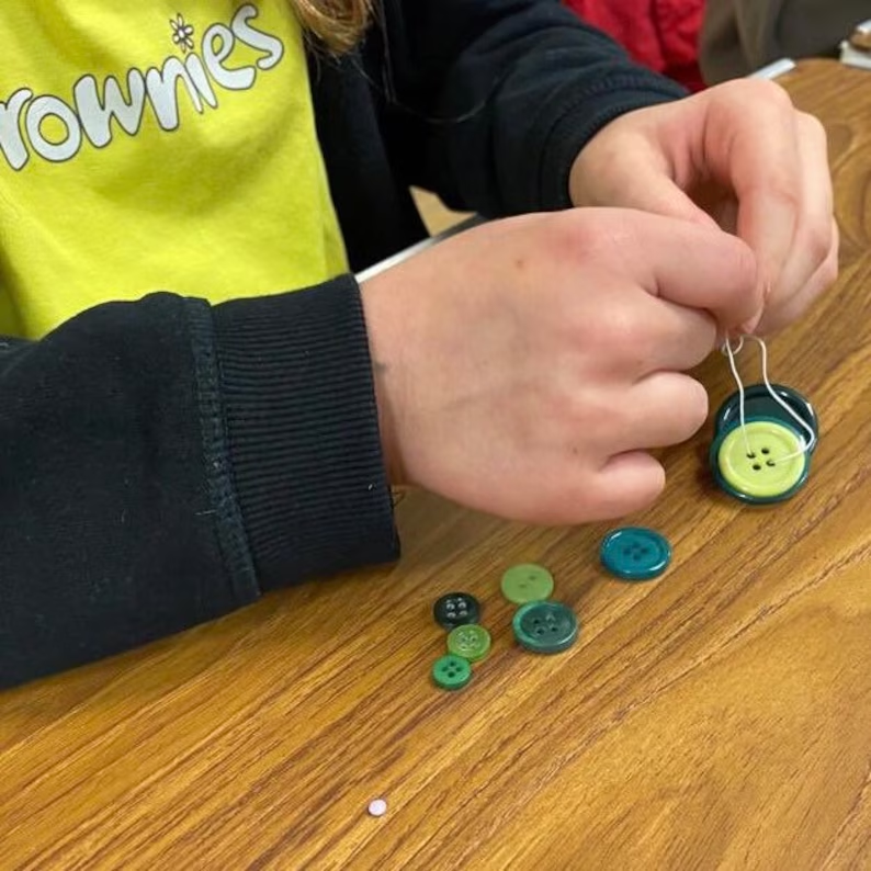 Make Your Own Button Christmas Tree Kit