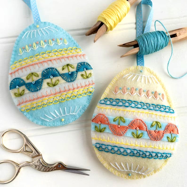 Embroidered felt Easter eggs Kit