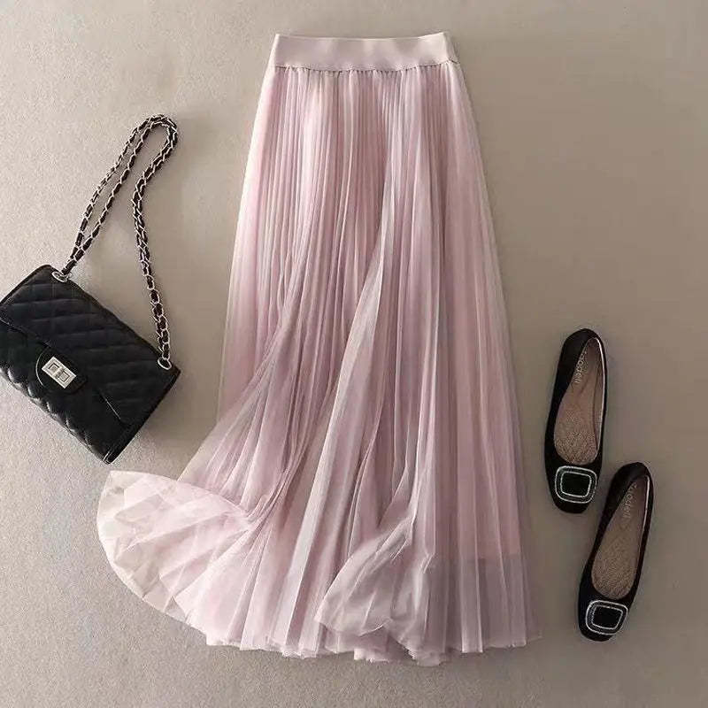 Vintage tulle skirt with elasticated waistband