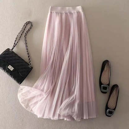 Vintage tulle skirt with elasticated waistband