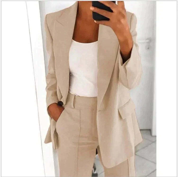 Mildred™| Women's 2-piece suit