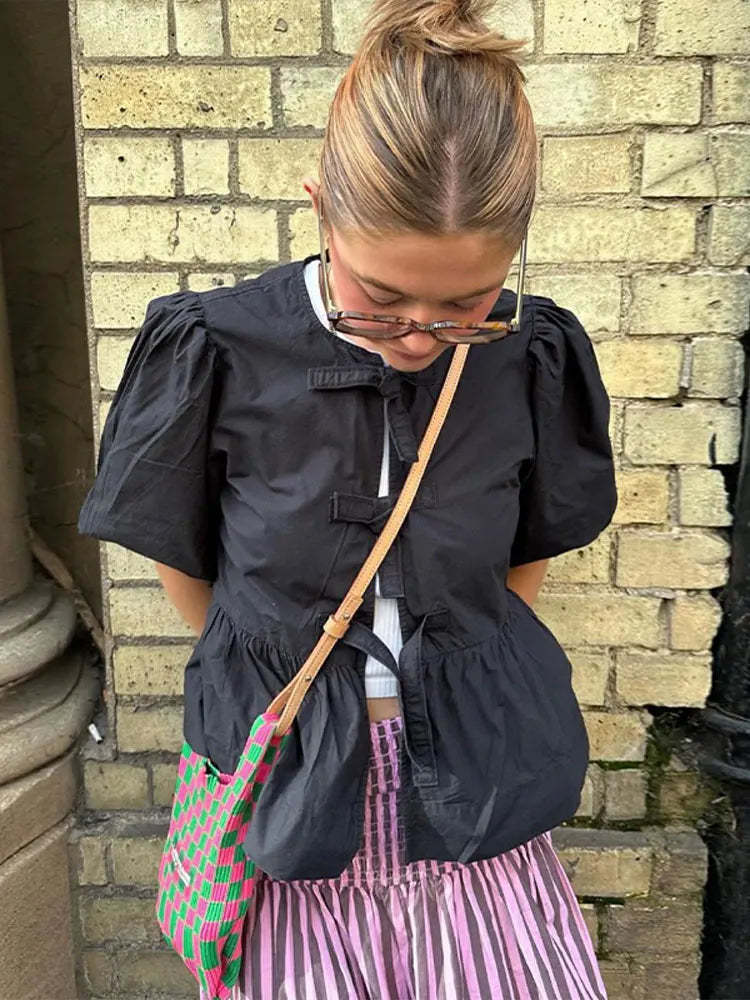 Lily - Retro Streetwear Blouse