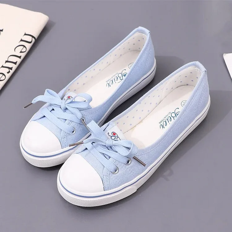 Casual And Chic Flat Sneakers