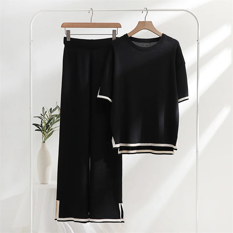 Dena - Elegant Knitted Set