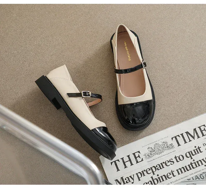 Color Matching Black and White Square Toe Retro Chunky Heel Shoes Women's Shoes