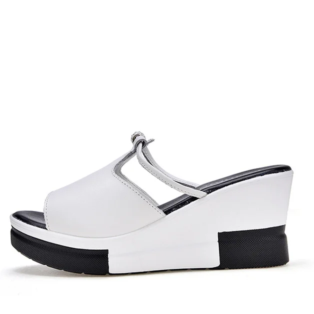 COMFORTABLE ORTHOPEDIC PLATFORM SANDALS