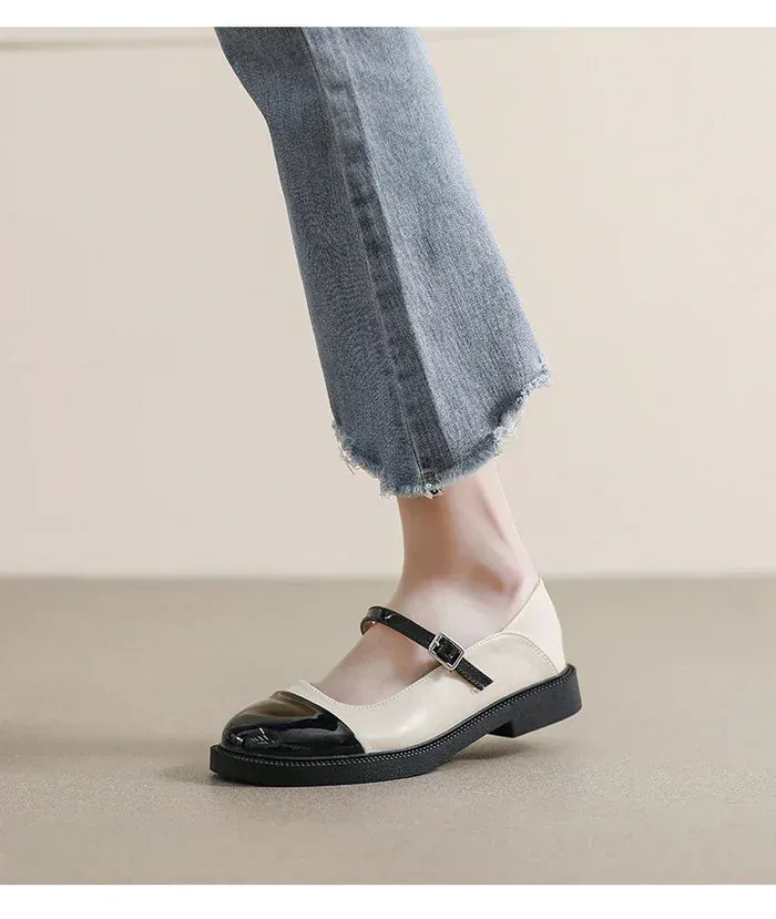 Color Matching Black and White Square Toe Retro Chunky Heel Shoes Women's Shoes