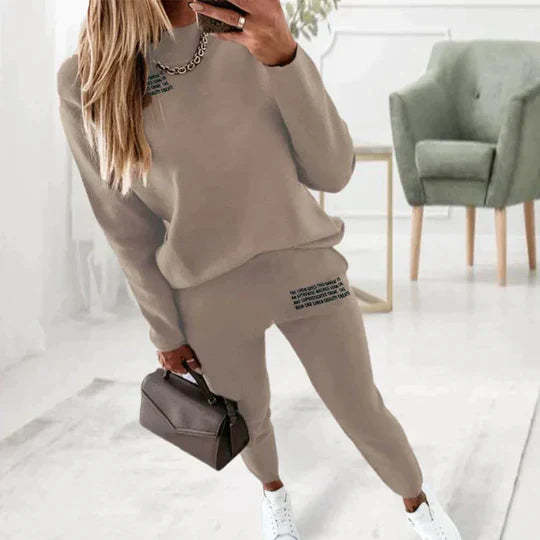Nixie - Comfortable Two-piece Tracksuit
