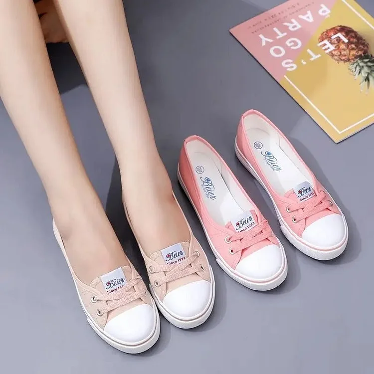 Casual And Chic Flat Sneakers