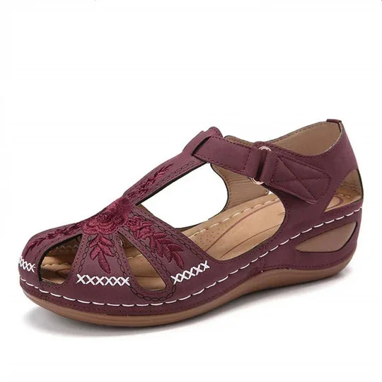 Breathable Hollow Sewn Flower Closed Toe Women Summer Platform Sandals
