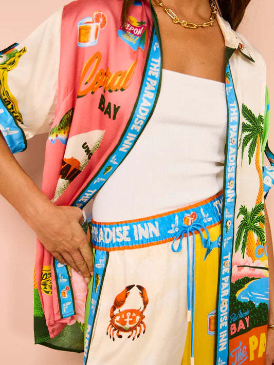 Vacation Graffiti Print Satin Casual Two-Piece Suit