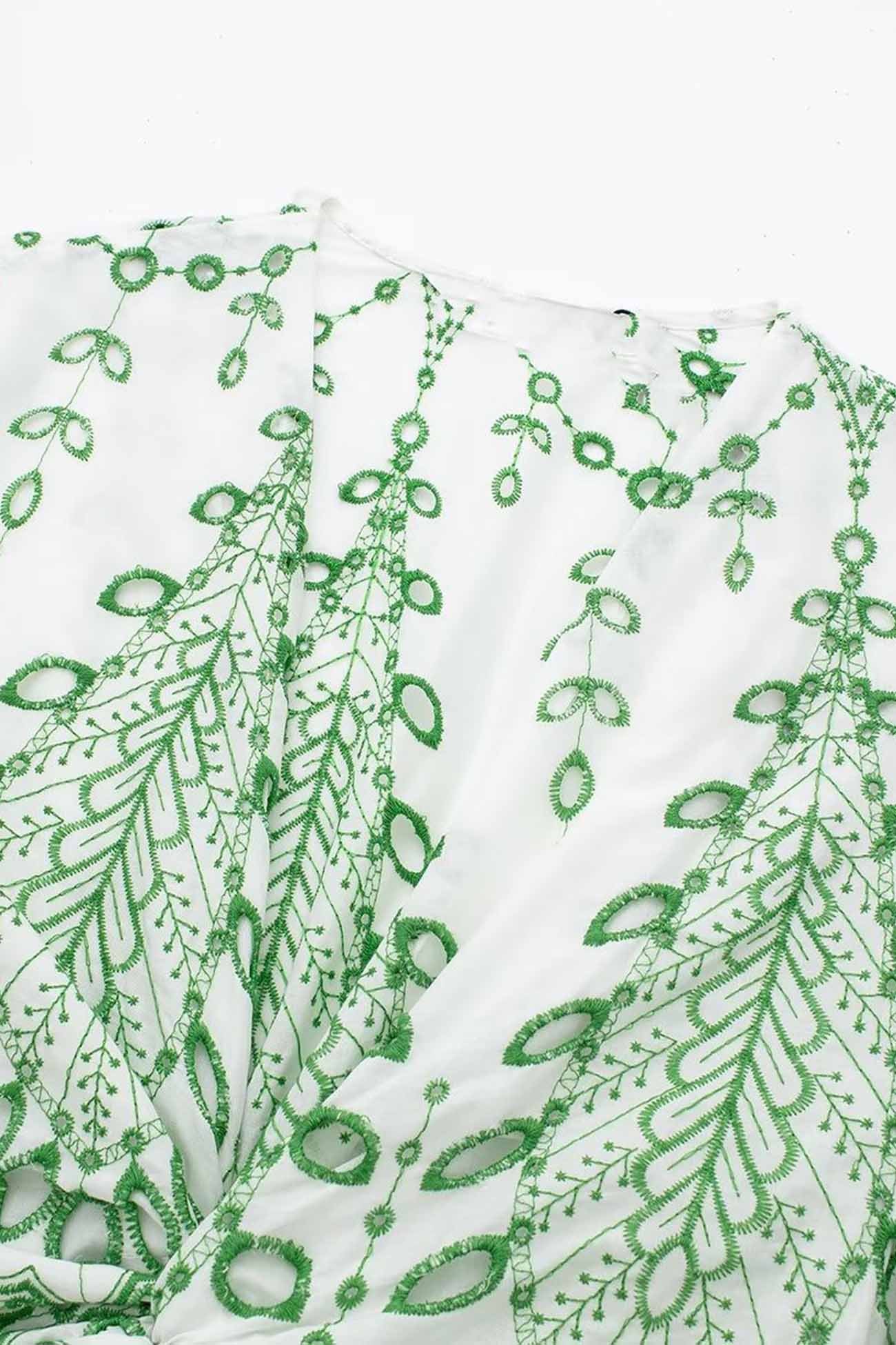 Elle - hollow embroidery v neck twisted shorts set