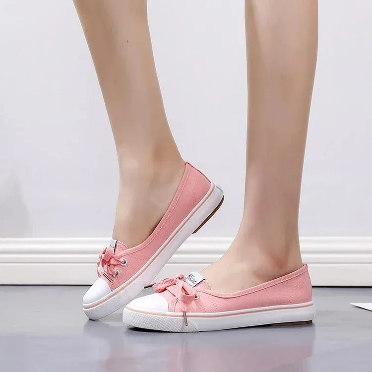 Casual And Chic Flat Sneakers