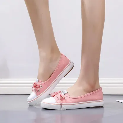 Casual And Chic Flat Sneakers