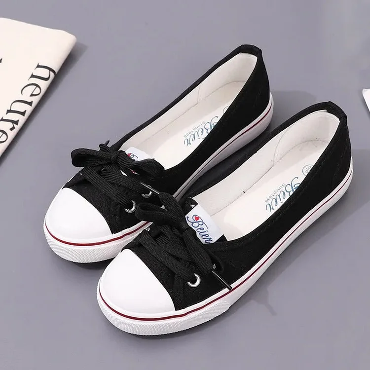 Casual And Chic Flat Sneakers