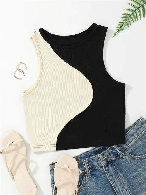 CARLINE - Women's Sleeveless Crop Tank Top in Rib Knit with Patchwork Pattern