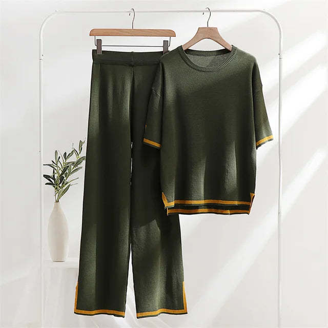 Dena - Elegant Knitted Set