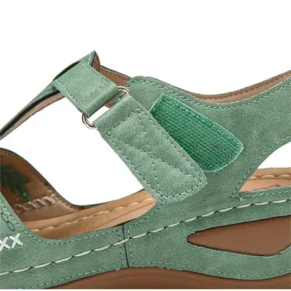 Breathable Hollow Sewn Flower Closed Toe Women Summer Platform Sandals