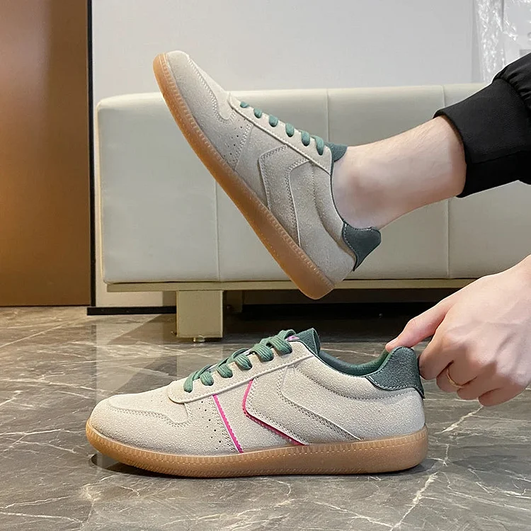 Women’s Casual Low-Top Sneakers