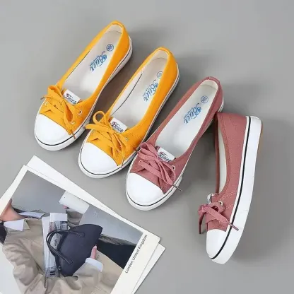 Casual And Chic Flat Sneakers