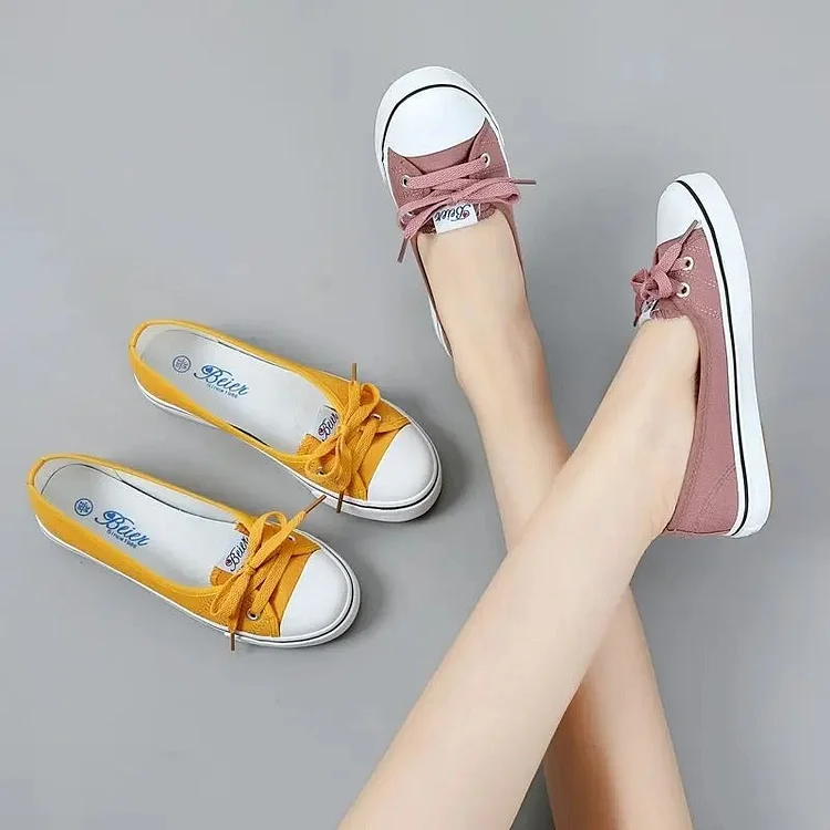 Casual And Chic Flat Sneakers