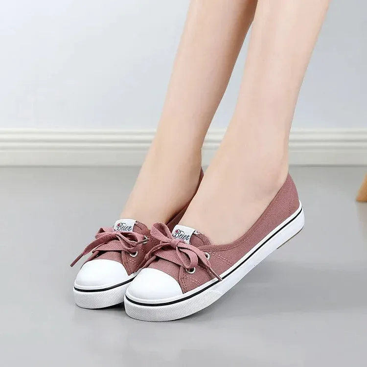 Casual And Chic Flat Sneakers