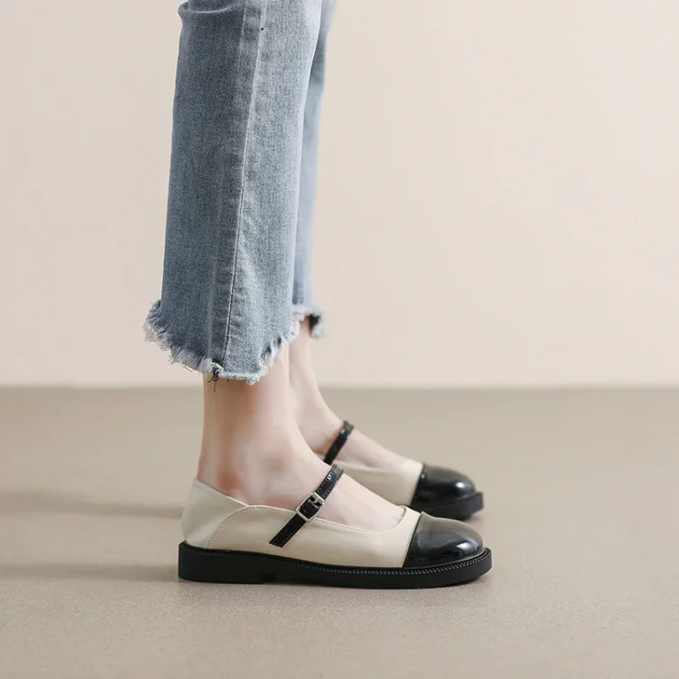 Color Matching Black and White Square Toe Retro Chunky Heel Shoes Women's Shoes