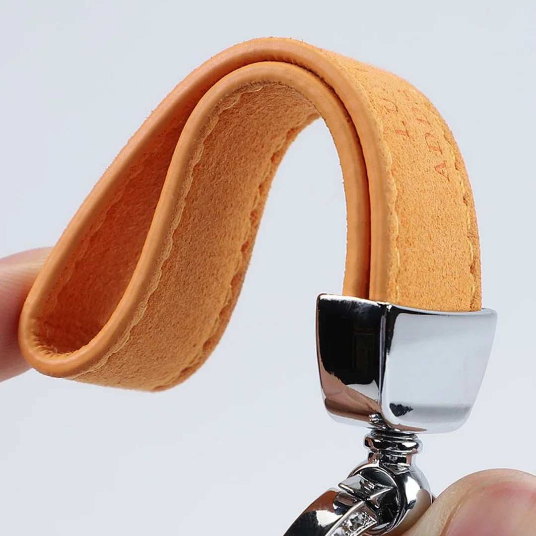 🔥Hot Sale New Style🔥Exclusive Logo🔥Fashion Luxury Rotating Car Keychain❤️