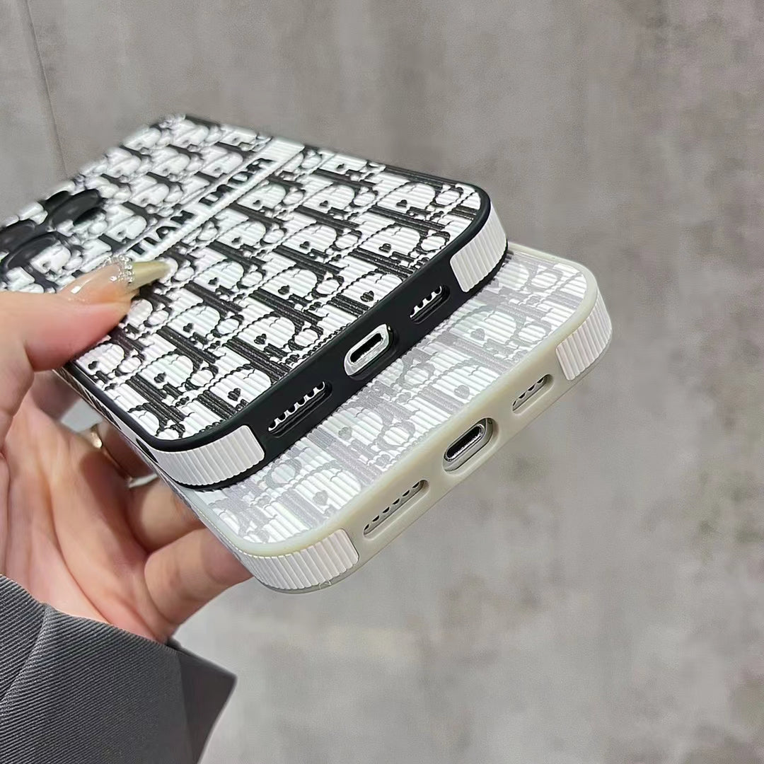 Luxusní obaly na iPhone s ikonickým designem