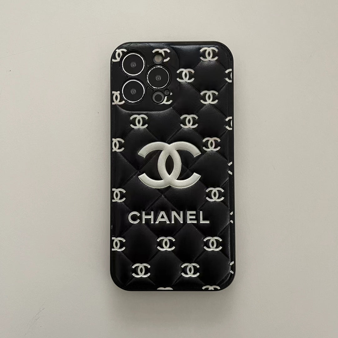 Pouzdro na iPhone z měkké kůže s luxusním designem
