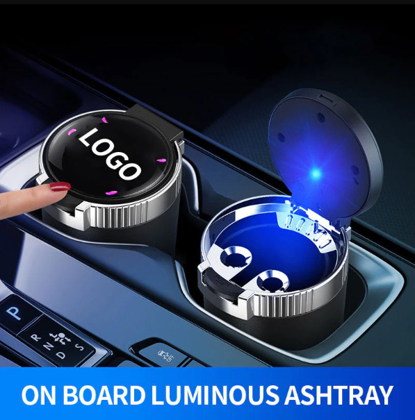 Multifunkční popelník do auta