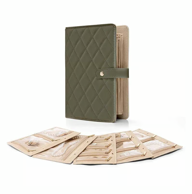 Luxusní kožená přenosná kniha na ukládání šperků